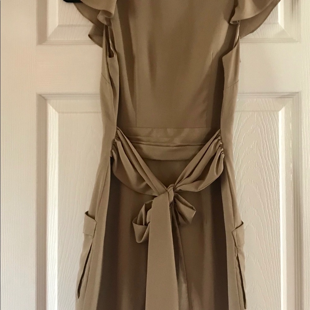 Dress. - Picture 3 of 3